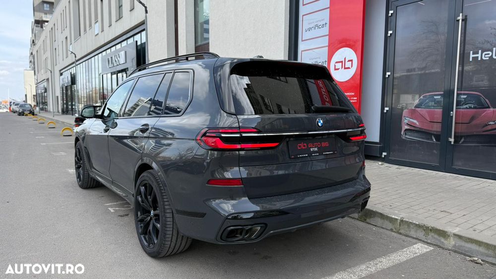 BMW X7 M60i xDrive AT MHEV - 5
