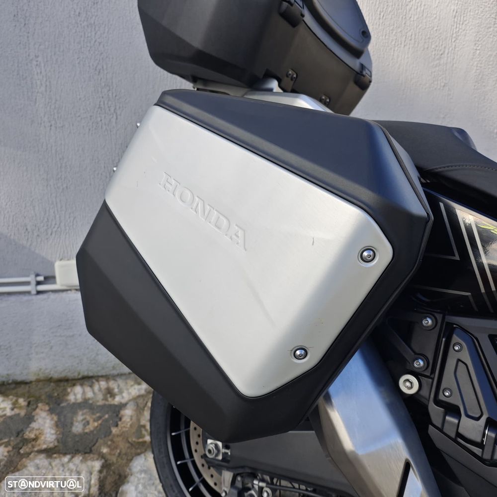 Honda X-ADV 750 SPECIAL EDITION - 13