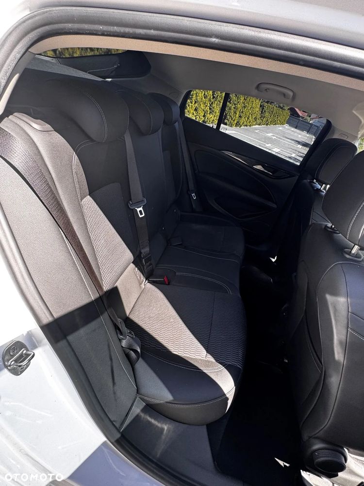 Opel Insignia 1.5 T GPF Elite S&S - 18