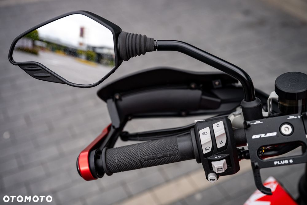 Ducati Hypermotard - 18