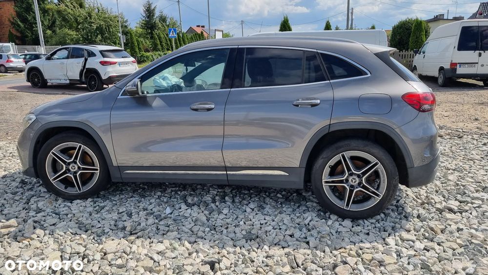 Mercedes-Benz GLA 220 d 4Matic 8G-DCT AMG Line - 13