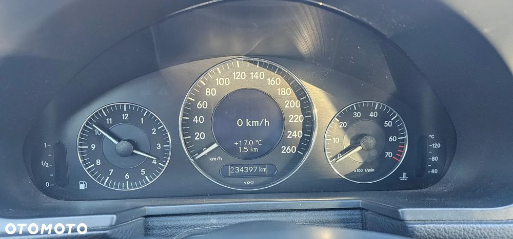 Mercedes-Benz Klasa E 500 4Matic Elegance Sport Edition - 7