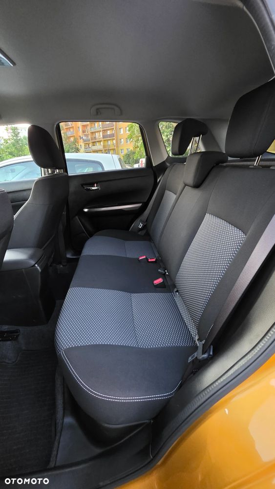 Suzuki Vitara 1.4 Boosterjet SHVS Premium 2WD - 23