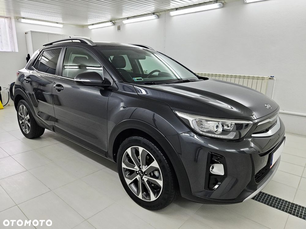 Kia Stonic 1.4 L - 16