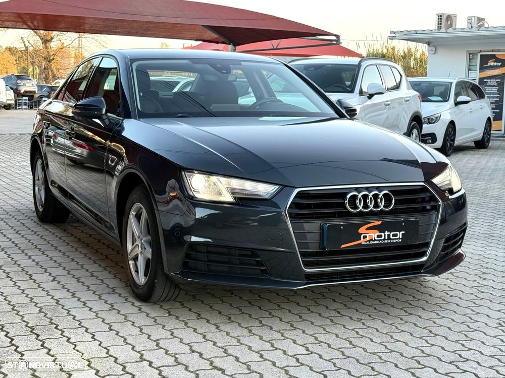 Audi A4 2.0 TDI Advance S tronic - 2