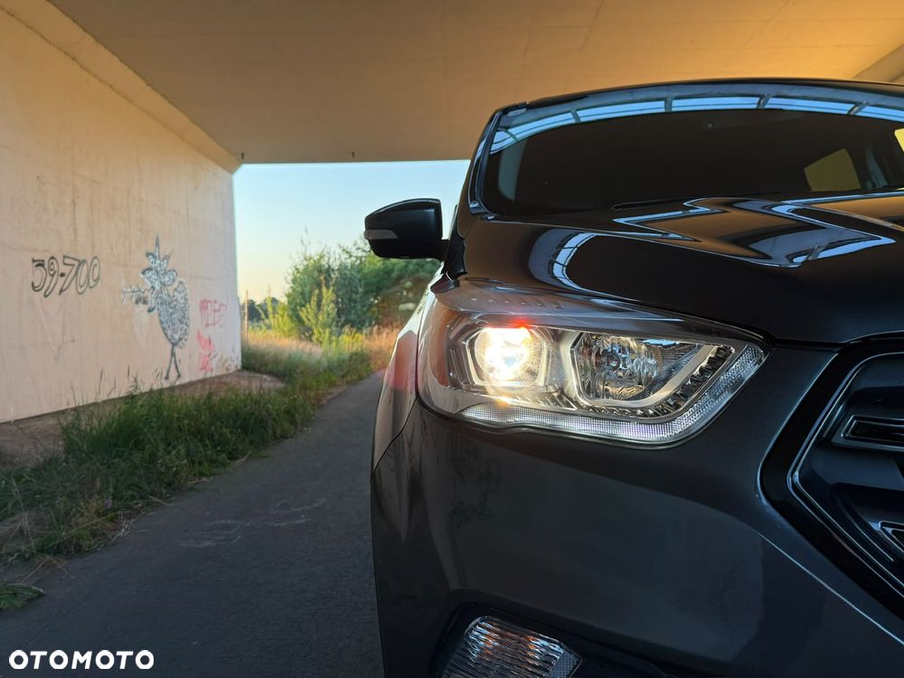 Ford Kuga 1.5 TDCi 2x4 Cool & Connect - 12