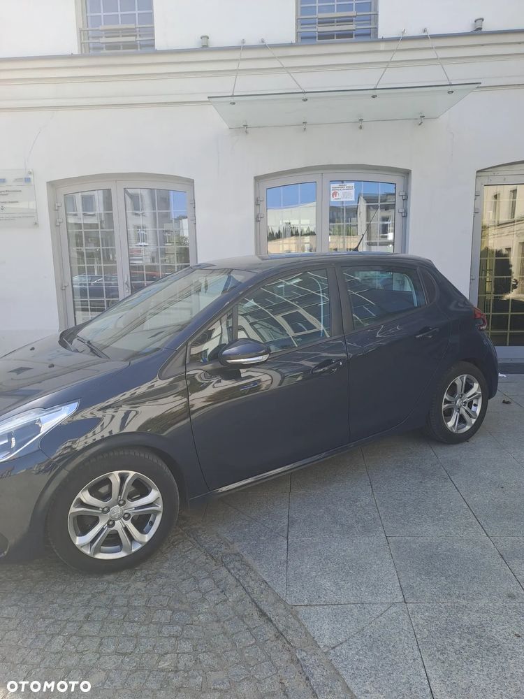 Peugeot 208 PureTech 82 Start & Stop Style - 6