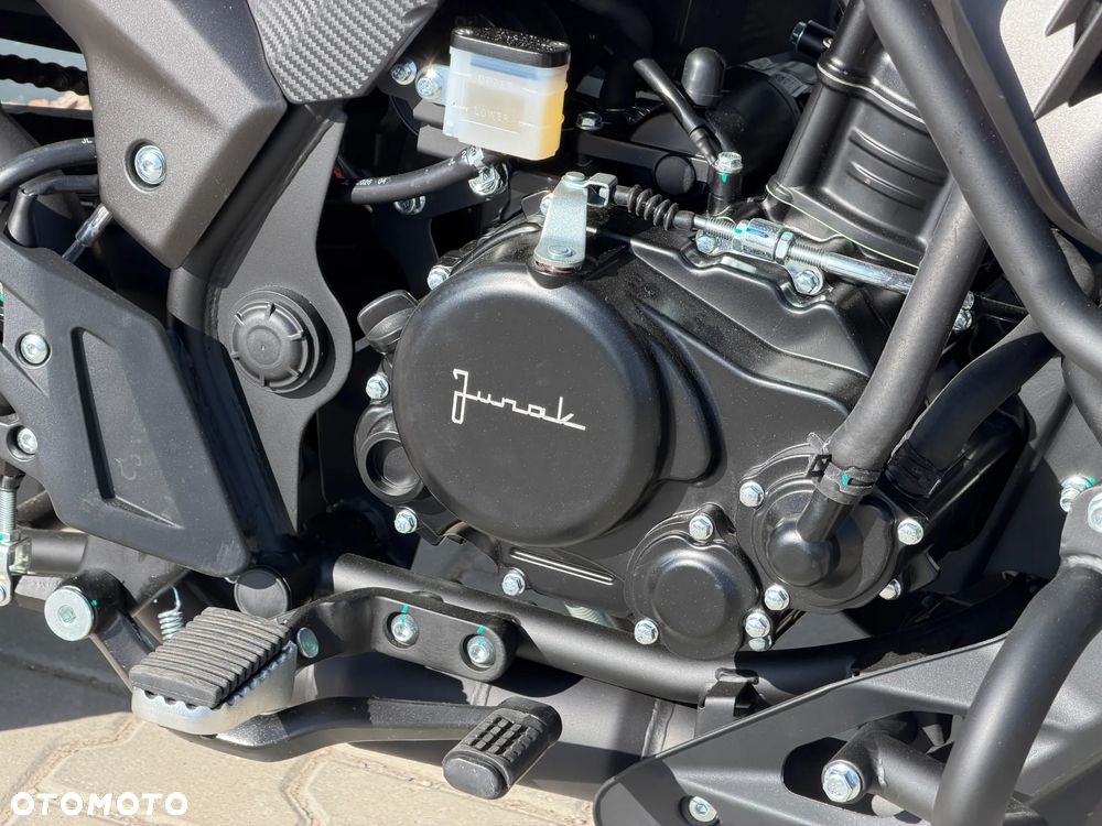 Junak RX One - 18