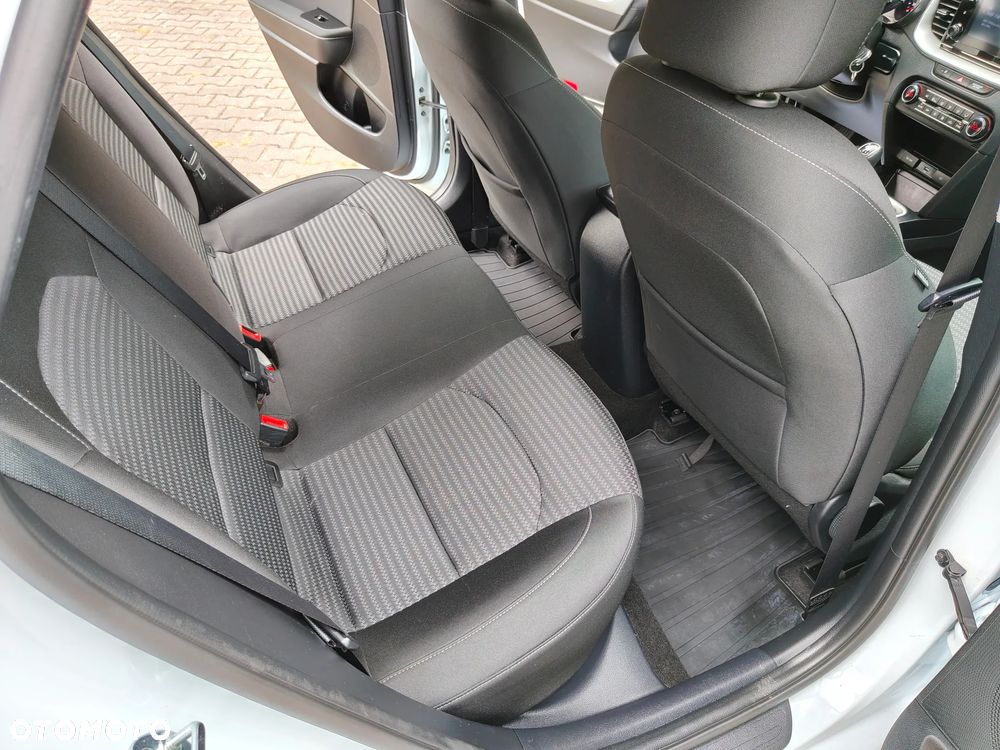 Kia Ceed 1.5 T-GDI Business Line - 20