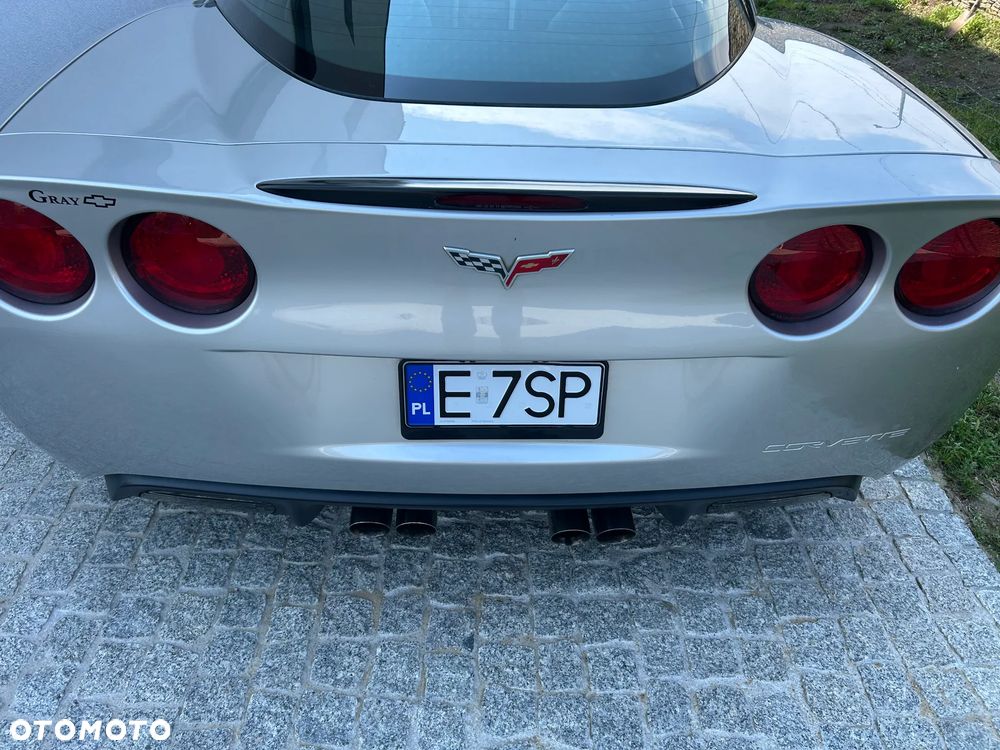 Chevrolet Corvette - 13