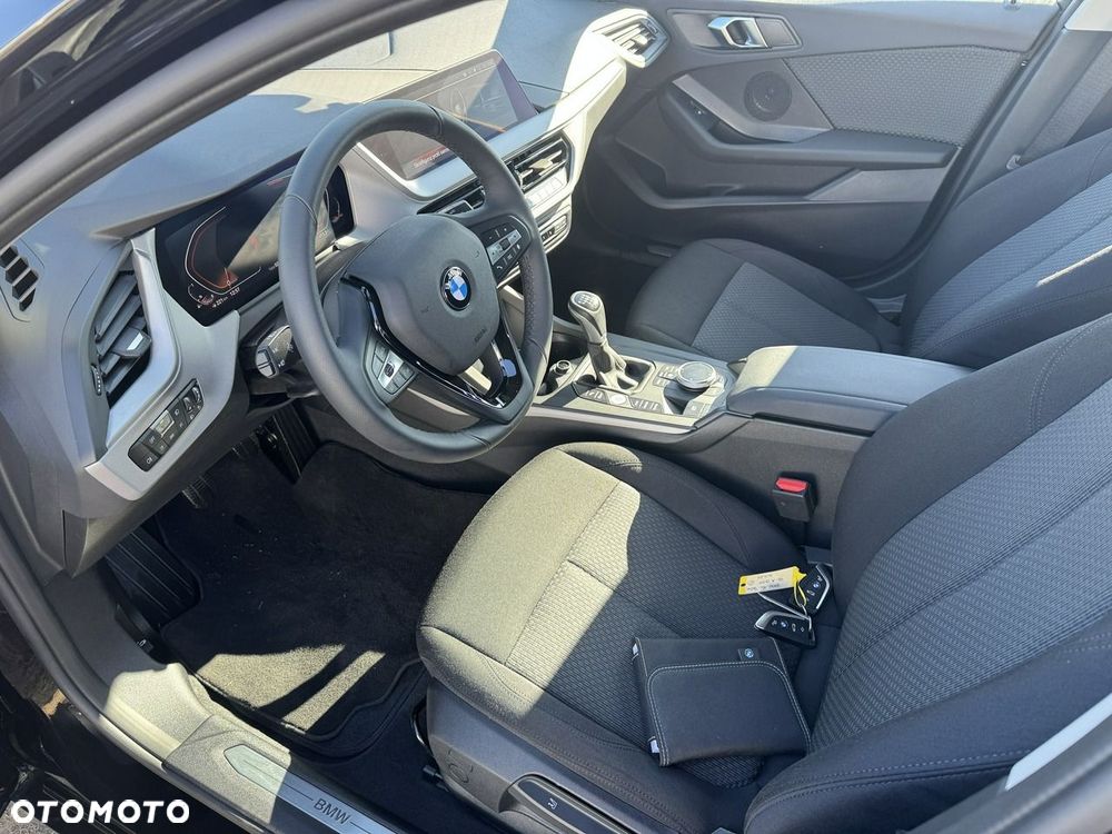 BMW Seria 1 118i Luxury Line - 12