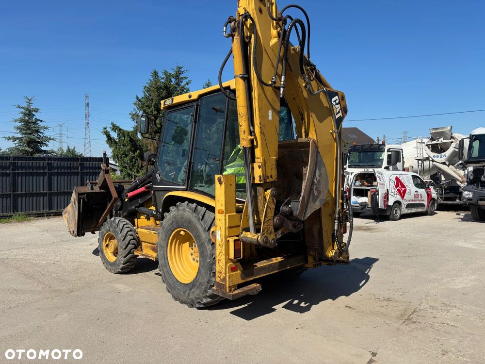 Caterpillar 428 D - 2
