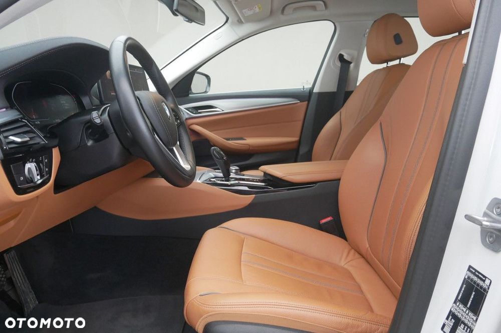 BMW Seria 5 - 12