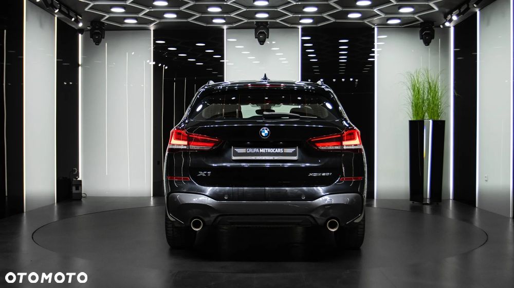 BMW X1 xDrive20i M Sport - 5