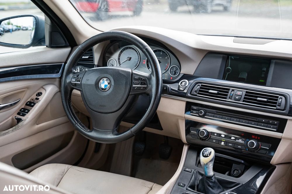 BMW Seria 5 520d - 15