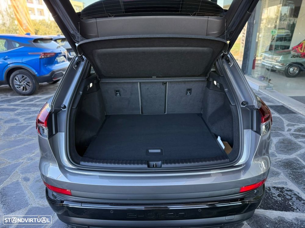 Audi Q4 e-tron 40 82 kWH - 6
