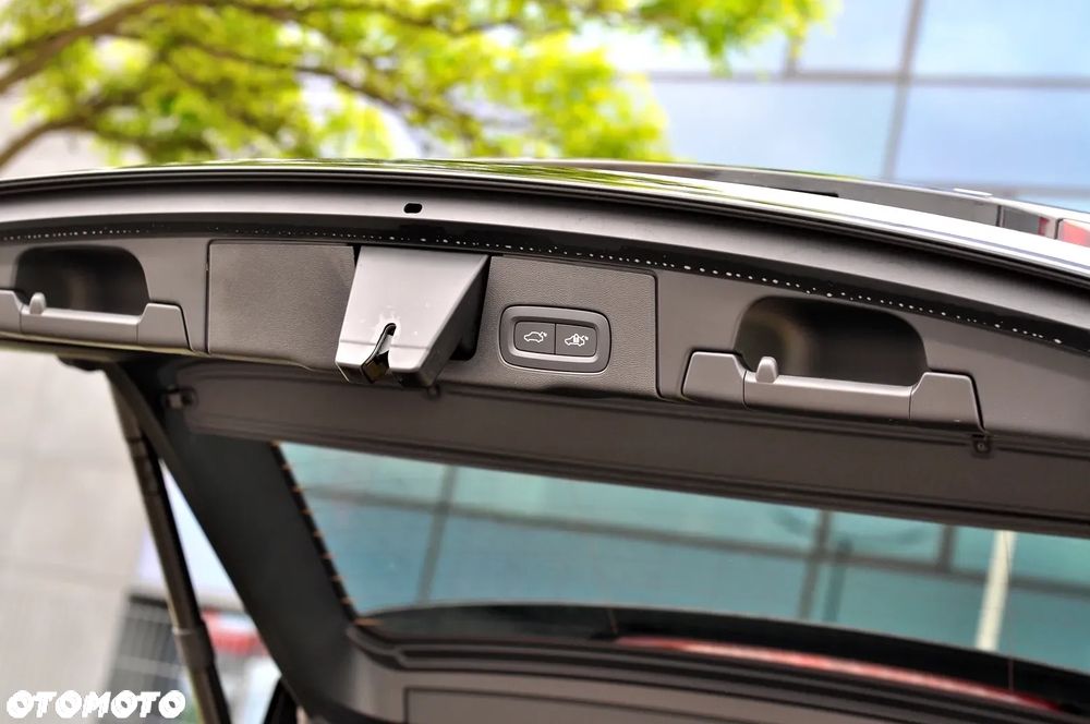 Volvo XC 60 B4 B Geartronic RDesign - 19