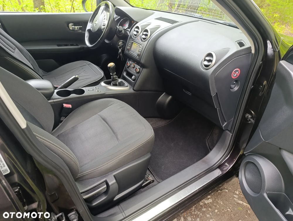 Nissan Qashqai - 23