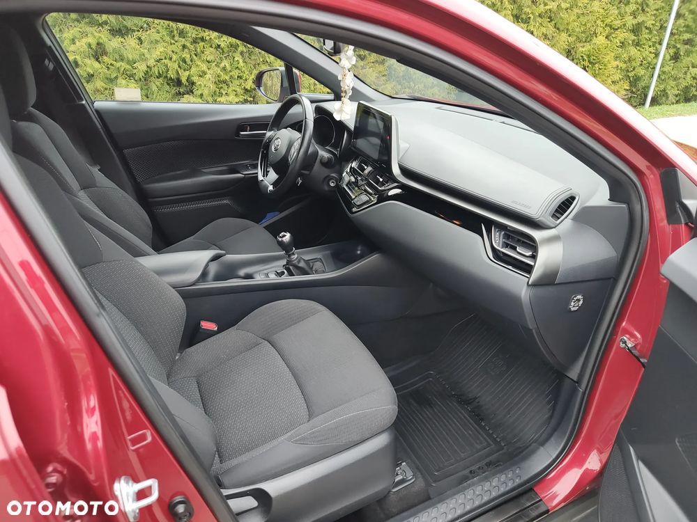 Toyota C-HR 1.2 T Premium - 12