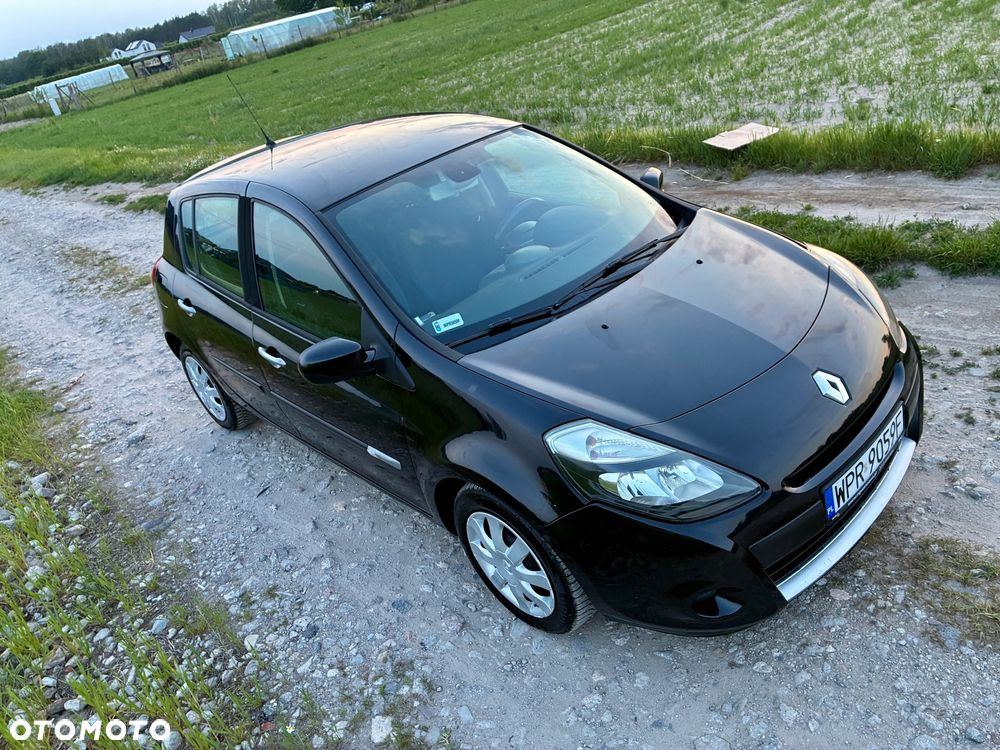 Renault Clio - 15