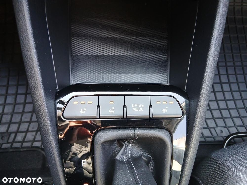 Kia Stonic 1.0 T-GDI M DCT - 23