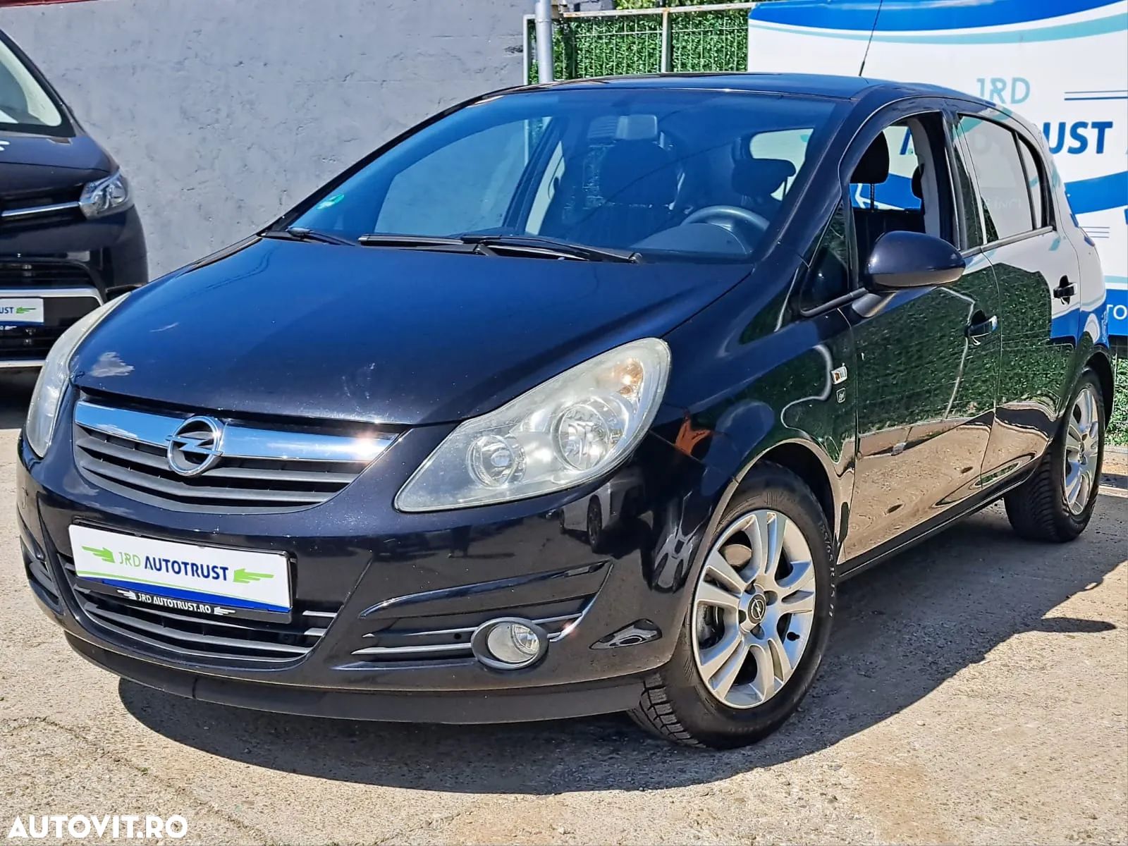 Opel Corsa 1.3 D (CDTi) (ecoFLEX) Start/Stop Edition - 1