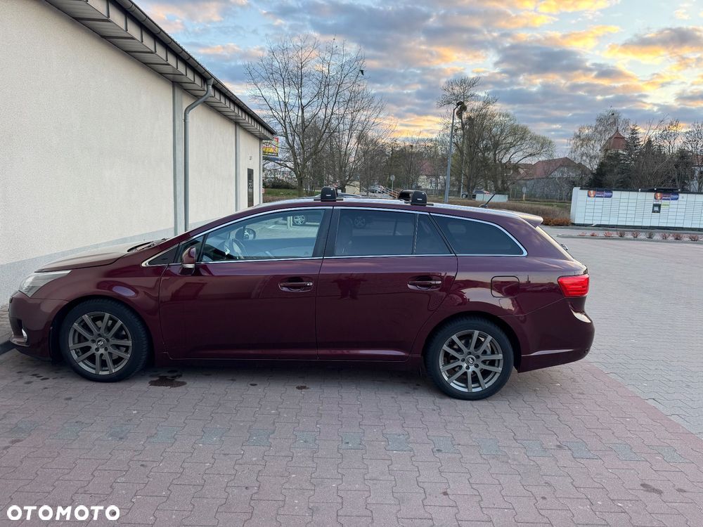 Toyota Avensis 2.2 D-4D Prestige Platinium - 12
