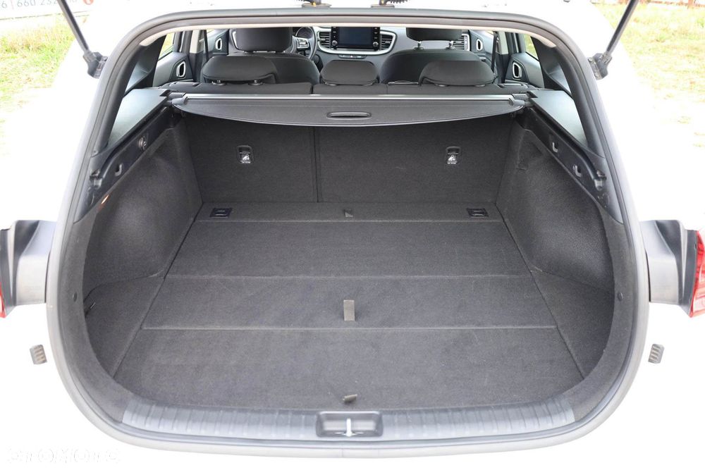Kia Ceed 1.5 T-GDI M - 37