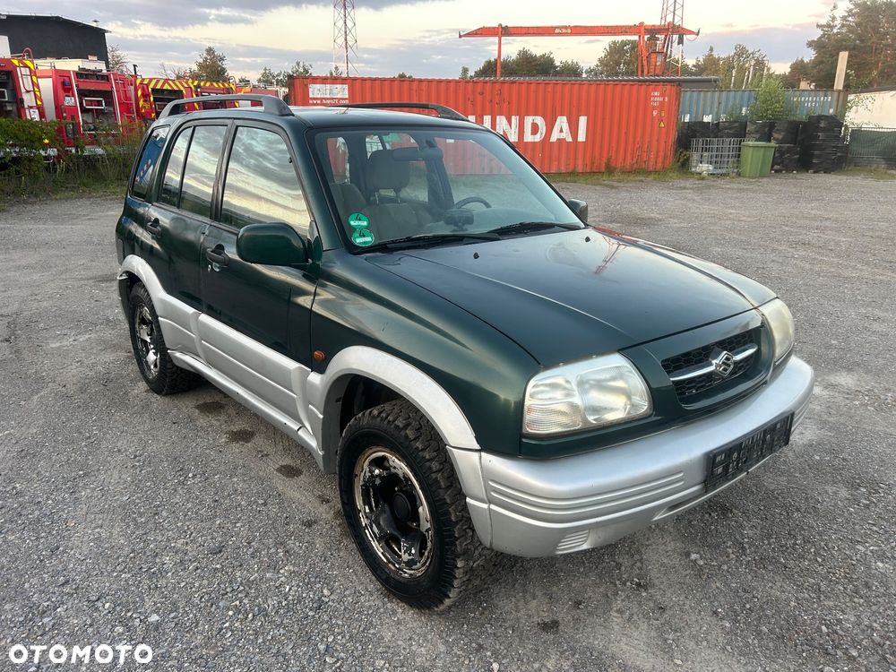 Suzuki Grand Vitara 2.5 V6 - 1
