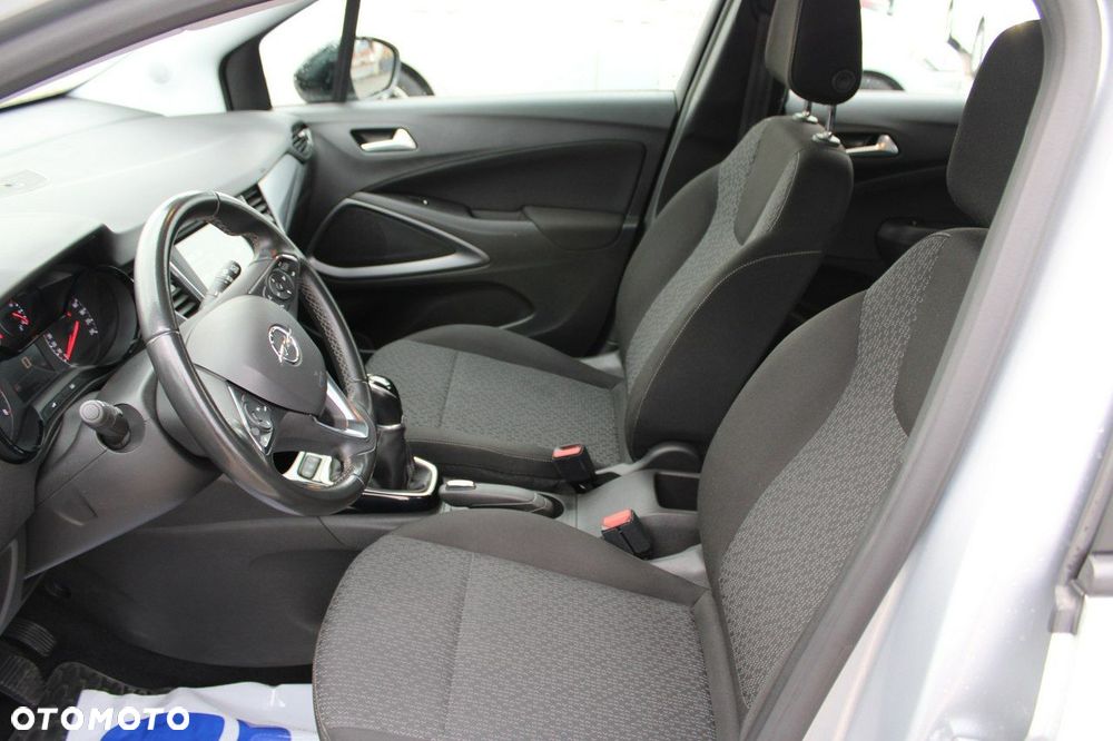 Opel Crossland - 12