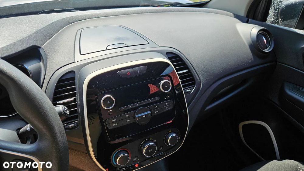 Renault Captur dCi 90 COLLECTION - 31