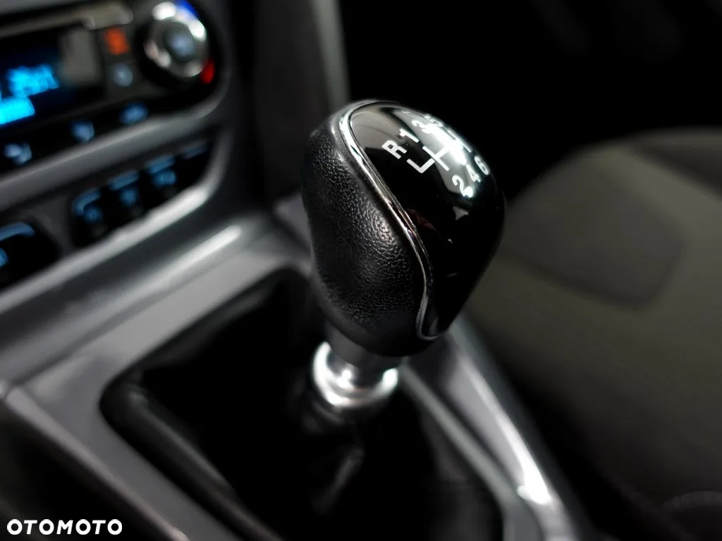 Ford Focus 1.6 EcoBoost Titanium - 22