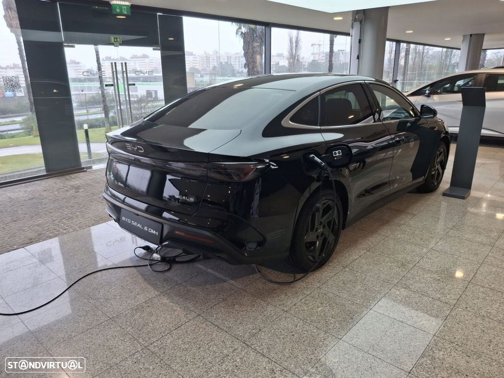 BYD Seal 6 1.5 DM-i Comfort Lite — fotografia 5