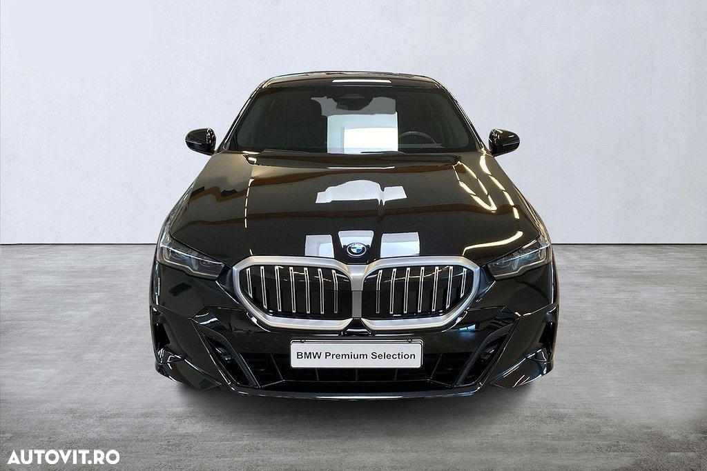 BMW Seria 5 530e xDrive AT PHEV - 3