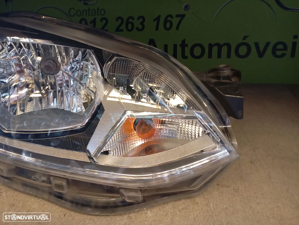 VW UP FAROL DIRETO - FF586 - 2