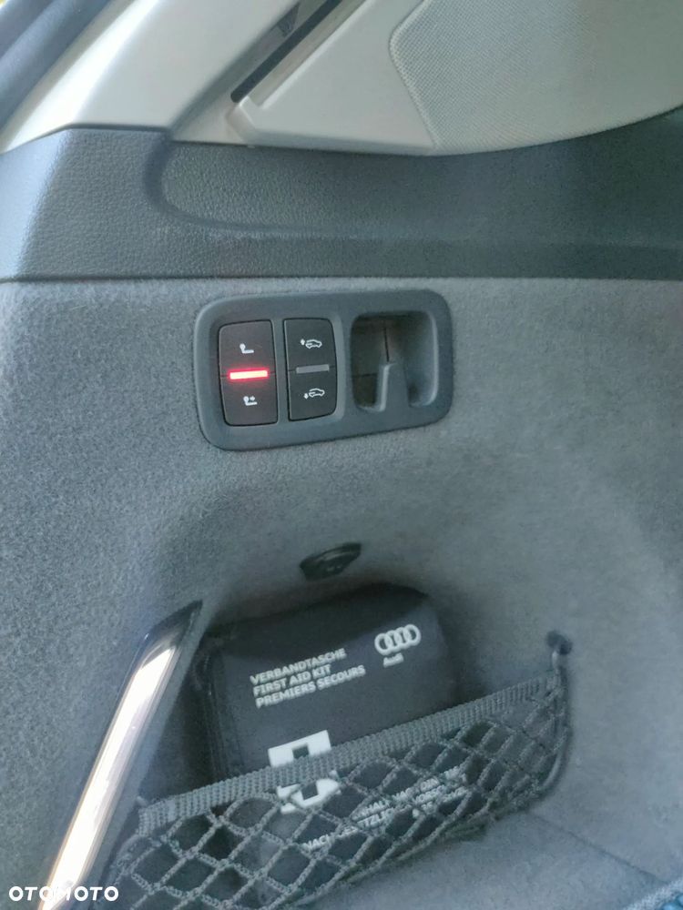 Audi Q7 - 8