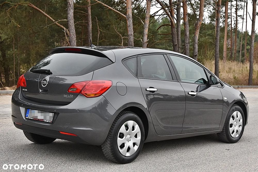 Opel Astra 1.6 Edition - 4