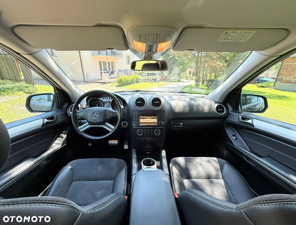 Mercedes-Benz ML - 20