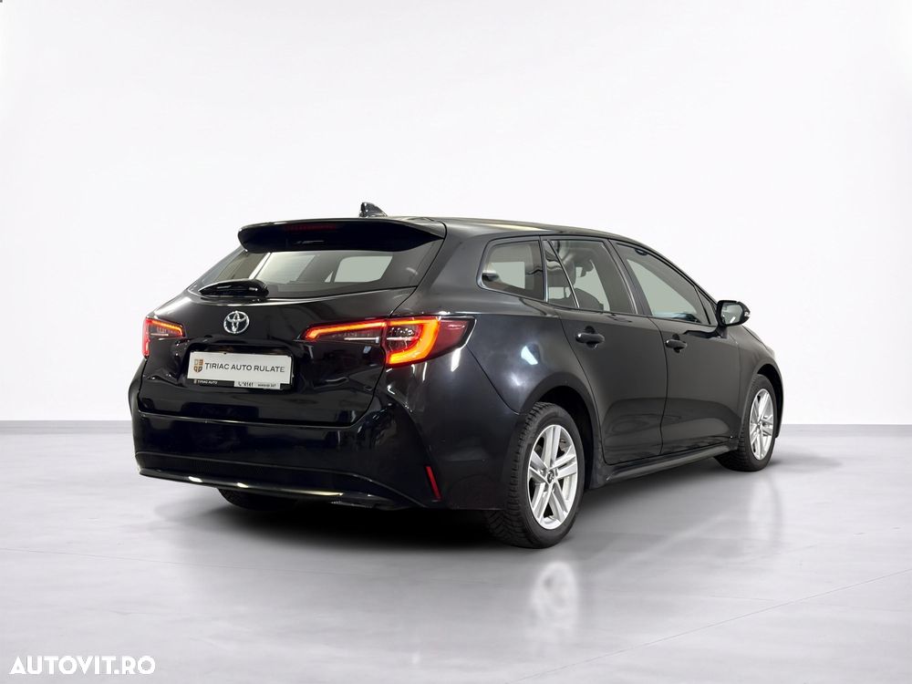 Toyota Corolla - 6