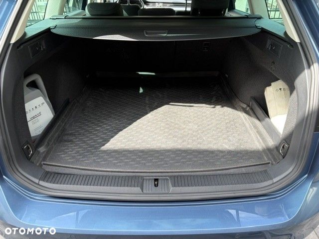Volkswagen Passat 1.8 TSI BMT Comfortline - 10