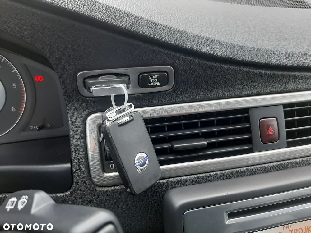 Volvo V70 DRIVe Momentum - 24