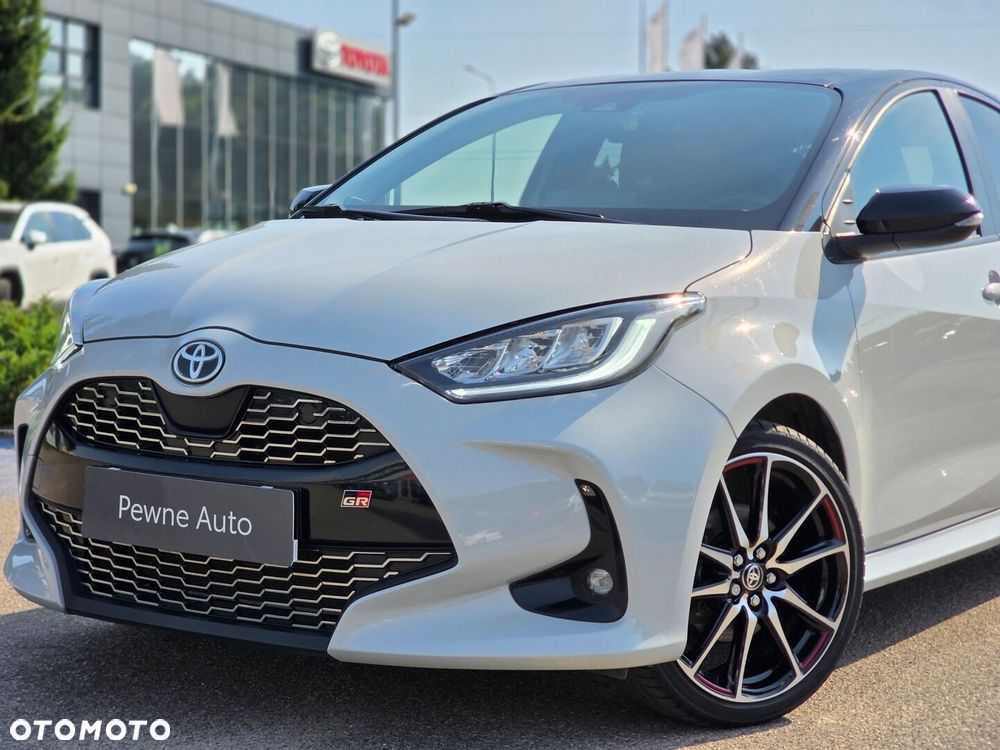 Toyota Yaris - 7