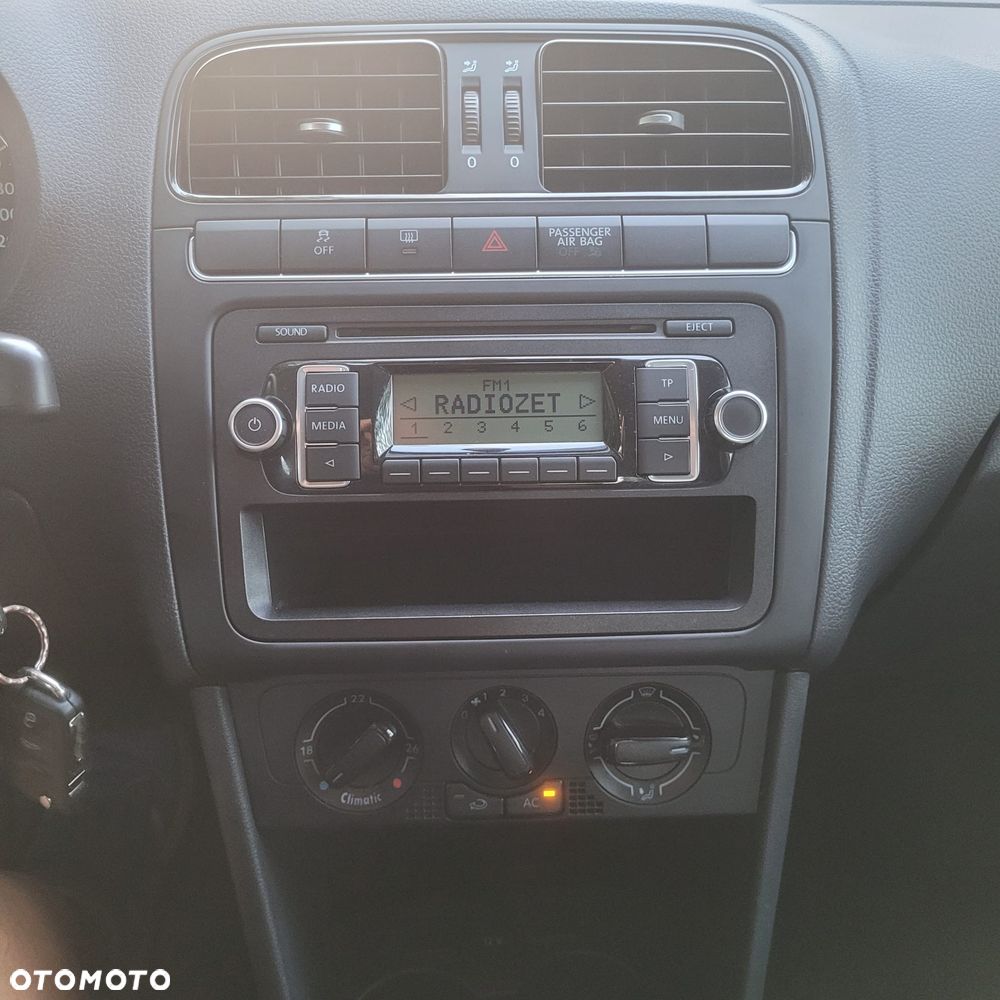 Volkswagen Polo - 14