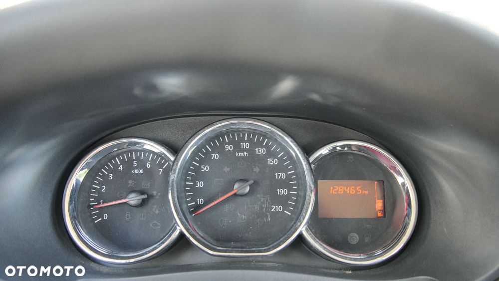 Dacia Dokker dCi 90 Laureate - 11