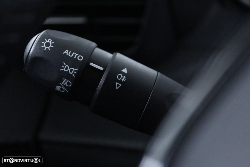 Peugeot e-208 50 kWh Style - 25