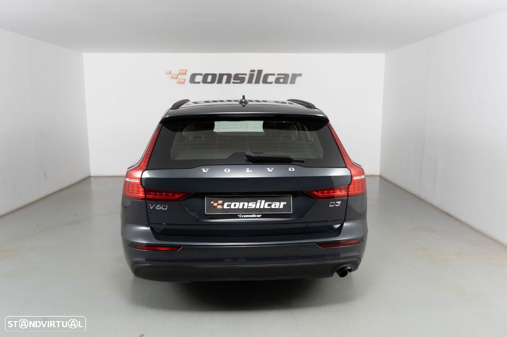 Volvo V60 2.0 D3 Momentum - 5