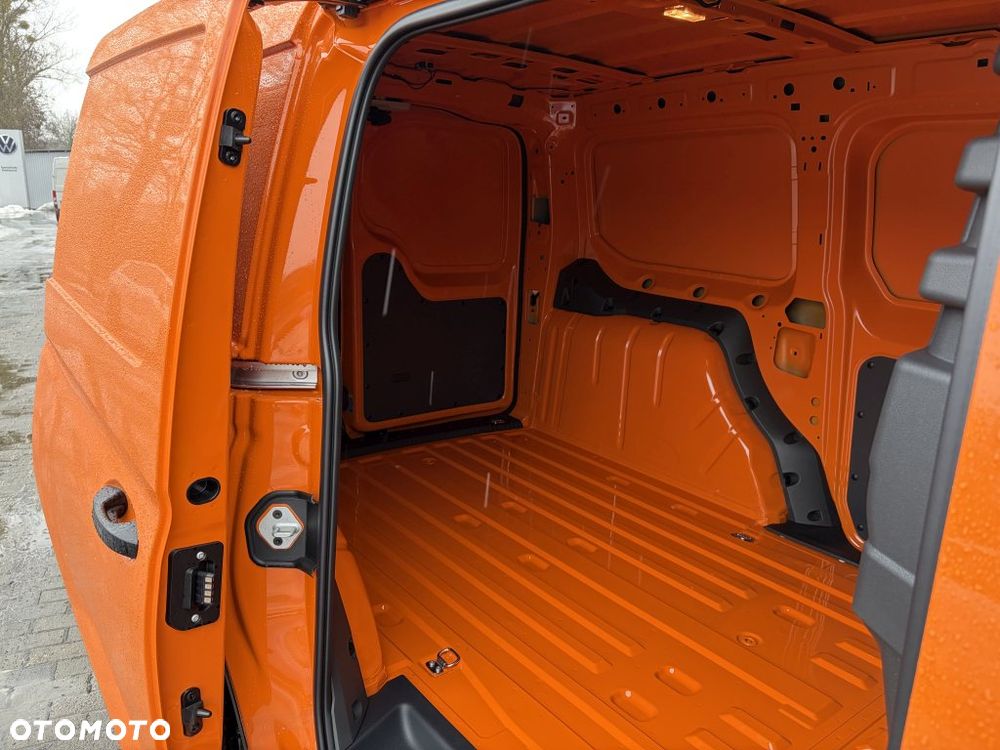 Volkswagen Caddy - 11