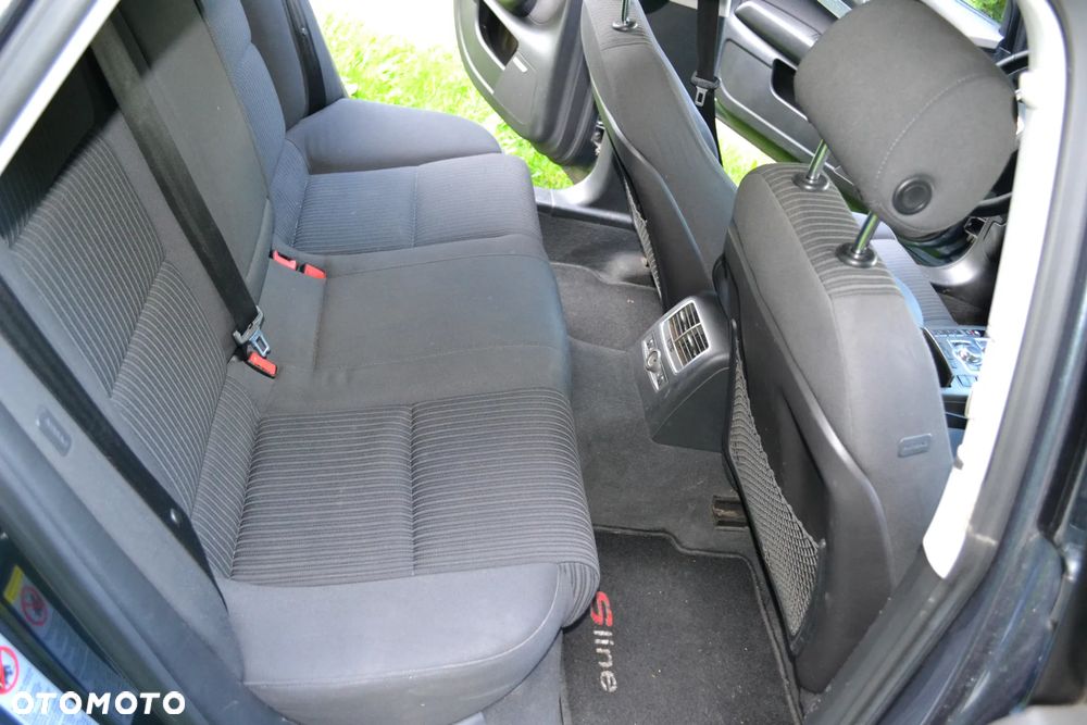 Audi A6 Avant 2.4 Multitronic - 13