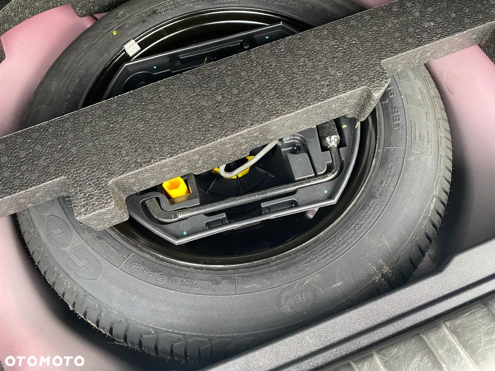 Peugeot 2008 PureTech 110 GPF Stop&Start EAT6 Crossway - 32