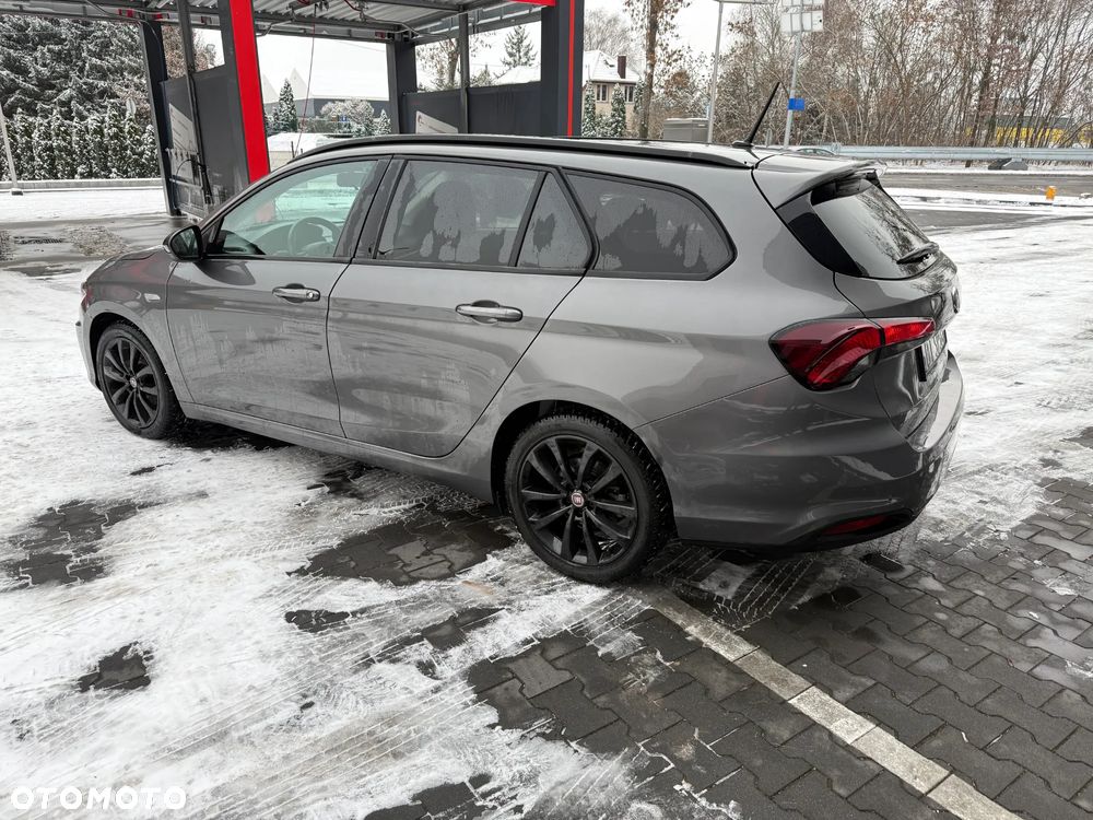 Fiat Tipo 1.6 MultiJet 16v S-Design - 4